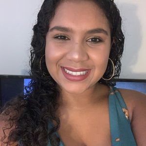 Meet your Posher, Josselyn